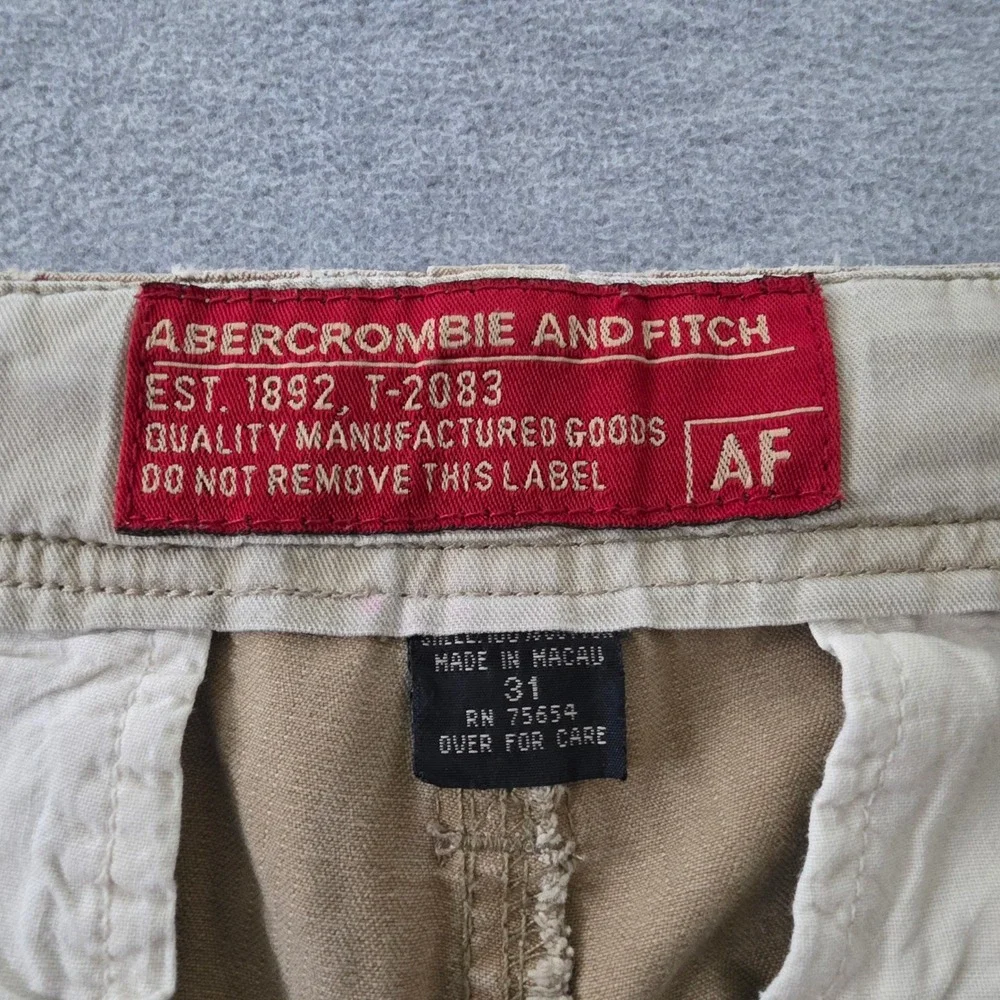 Abercrombie and Fitch Mens Tan Khaki Herringbone Cargo Shorts Size 31 T-2083